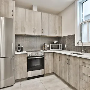 https://hotel-young-griffintown.hotels-in-montreal.org